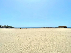 Estudio exterior triple. Wifi, a 1 minuto a pie de la Playa de Las Canteras